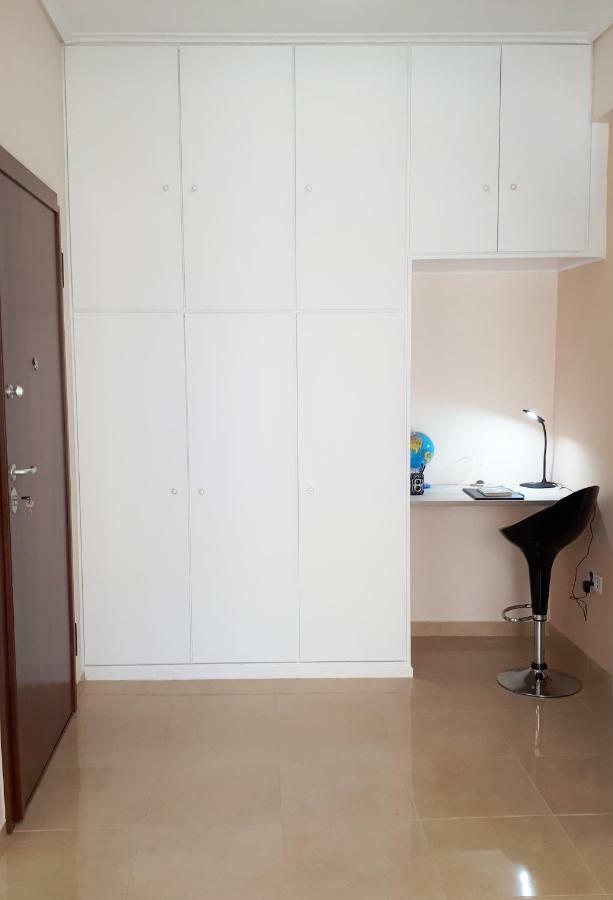 Stylish Apartment Near Katechaki Atene Esterno foto